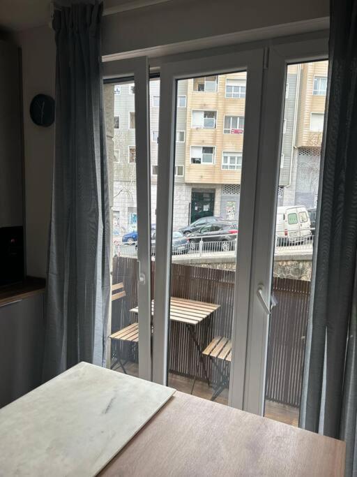 Piso Deluxe Con Balcon Cerca Del Casco Viejo Apartment Bilbao Luaran gambar